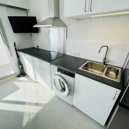 Renove, Centre Port Avec Piscine - Fr-1-723-155 Apartment